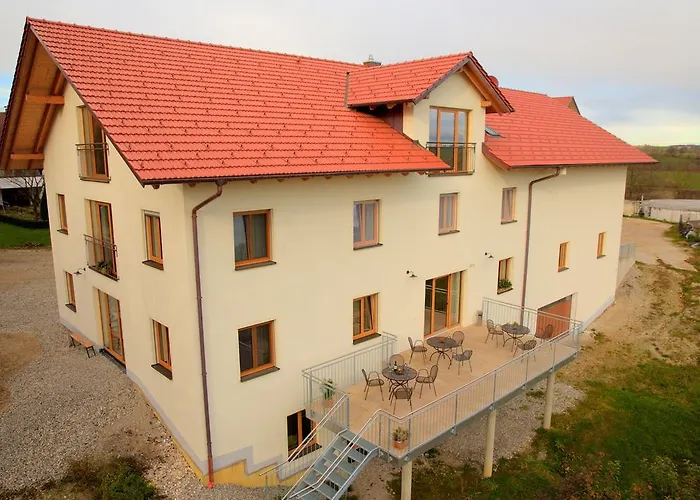 Ferienhof Adambauer * Dorfen