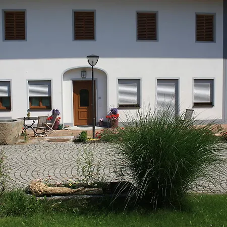 Ferienhof Adambauer